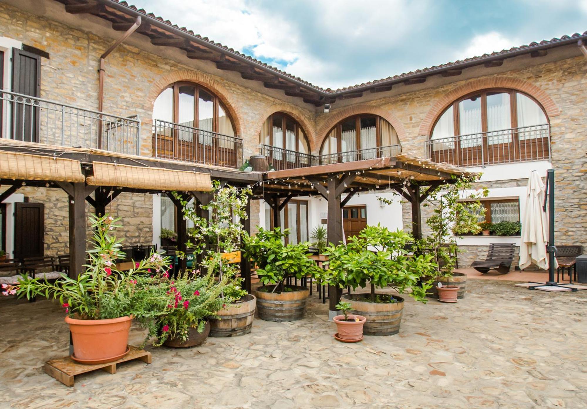 Agriturismo Tenuta San Giuseppe Cossano Belbo Exterior foto