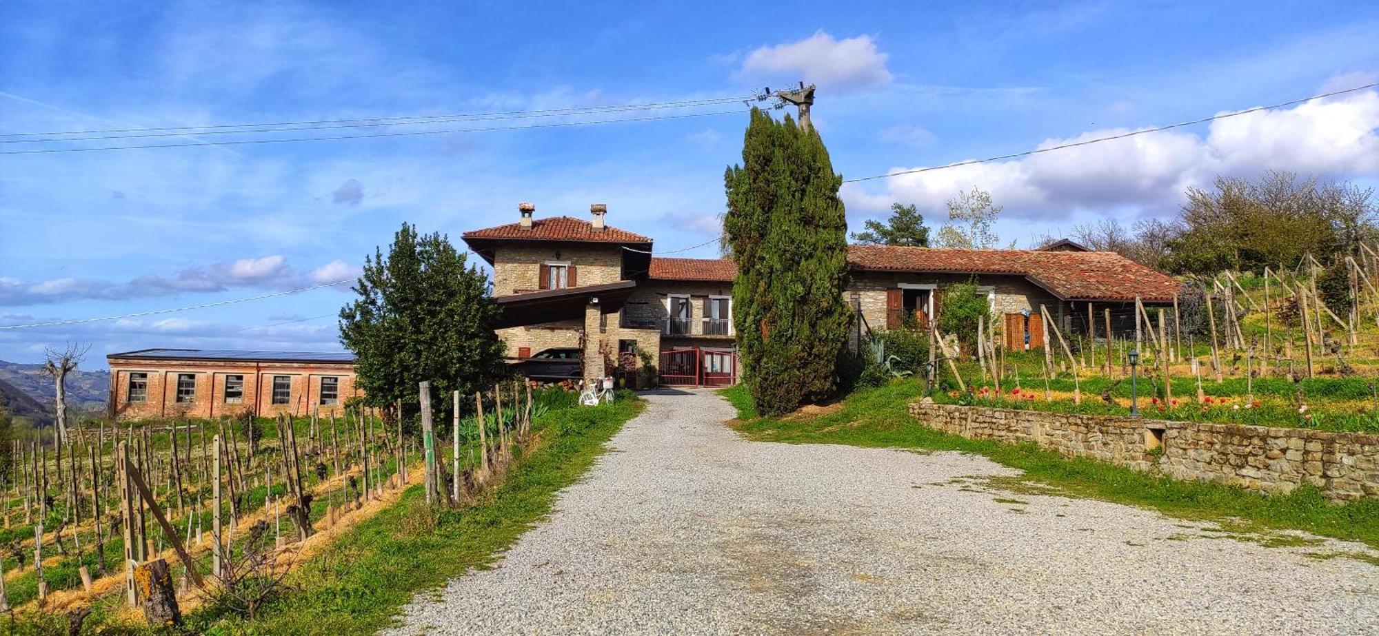 Agriturismo Tenuta San Giuseppe Cossano Belbo Exterior foto