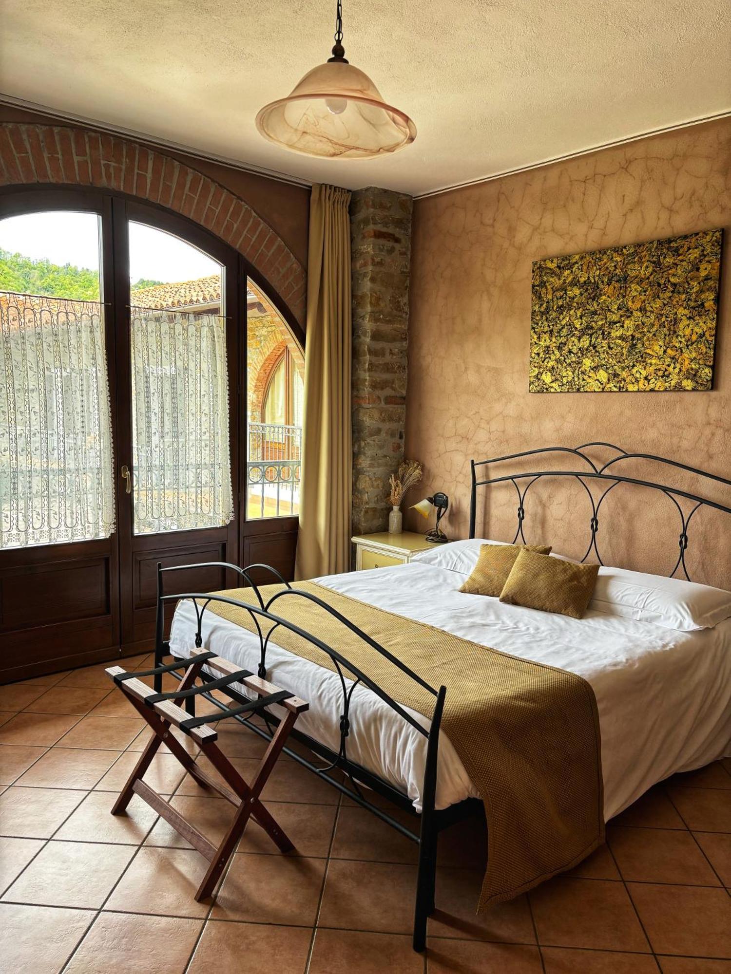 Agriturismo Tenuta San Giuseppe Cossano Belbo Exterior foto