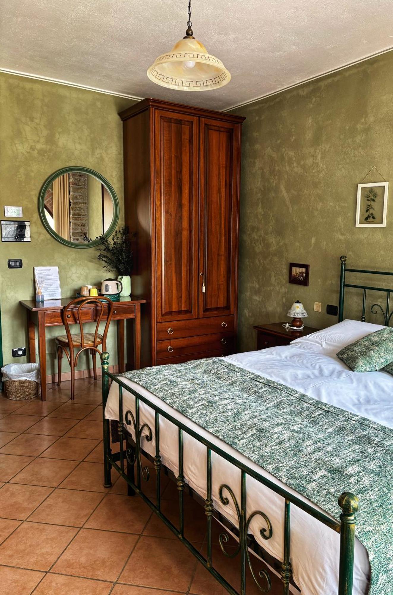 Agriturismo Tenuta San Giuseppe Cossano Belbo Exterior foto
