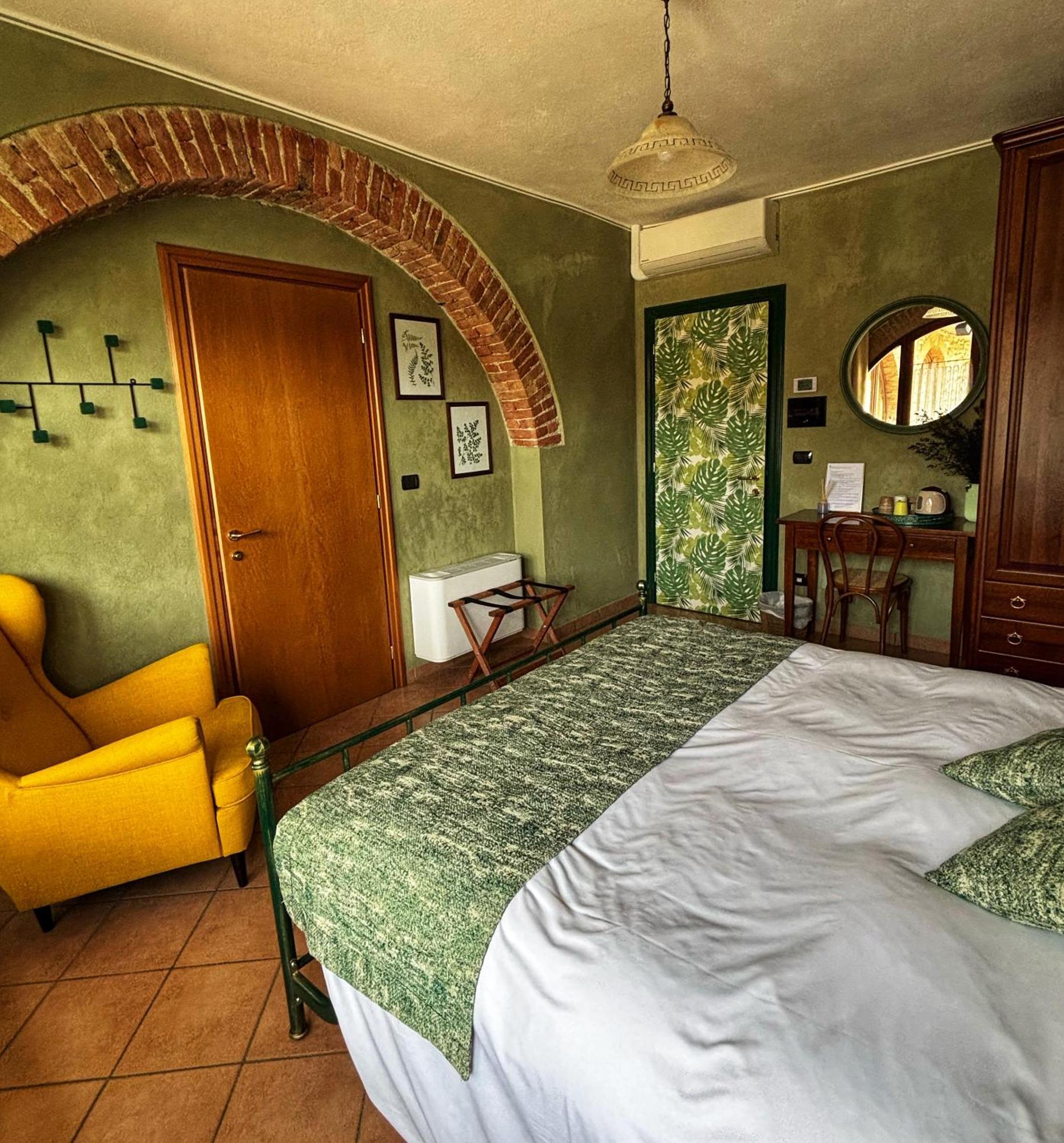 Agriturismo Tenuta San Giuseppe Cossano Belbo Exterior foto