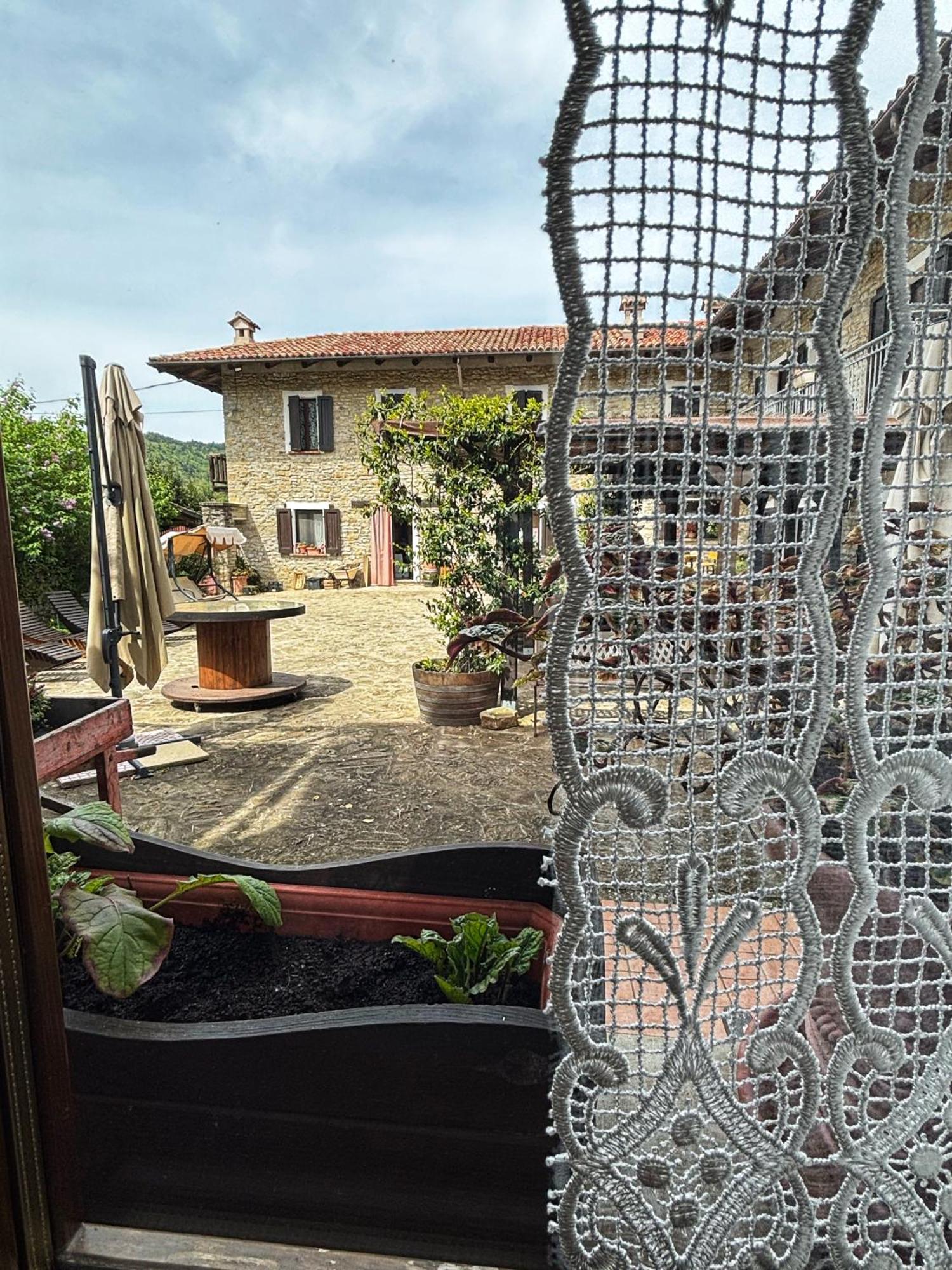 Agriturismo Tenuta San Giuseppe Cossano Belbo Exterior foto